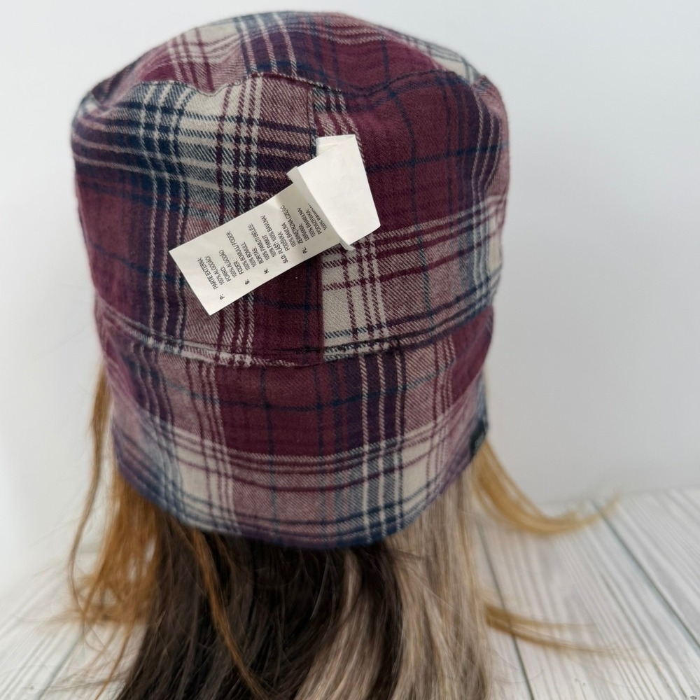 Vans Reversible Trenches Black Plaid Flannel Ear Flap Cap Women's Size SM NEW - Picture 4 of 15
